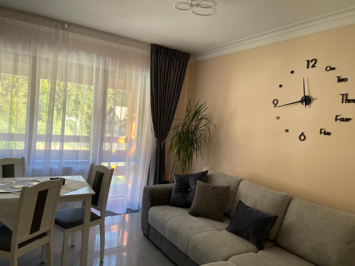 Apartament Lexannona Buşteni Exteriör bild